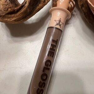 The Gloss Nude Lip Gloss